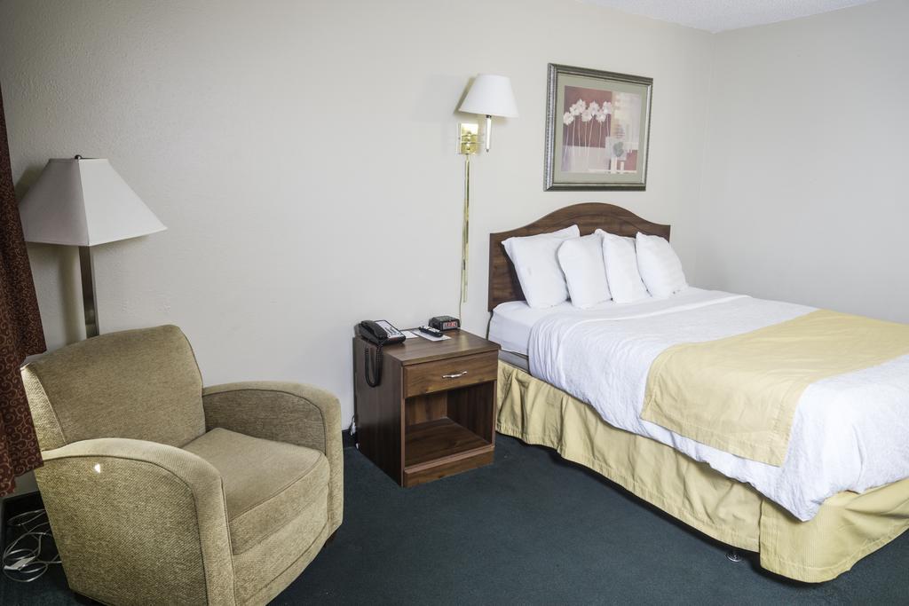 Americas Best Value Inn St. Louis / South Mehlville Exterior photo
